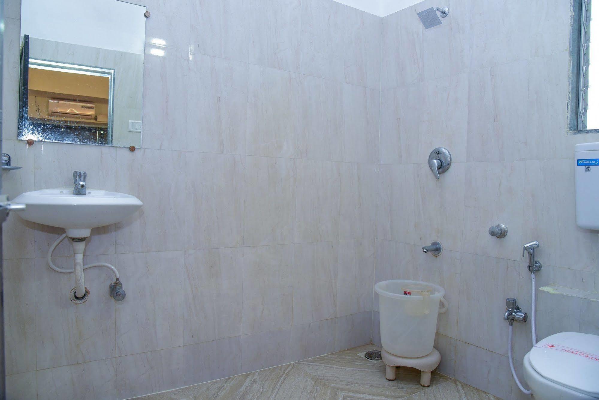 Hotel Evergreen Mumbai Luaran gambar