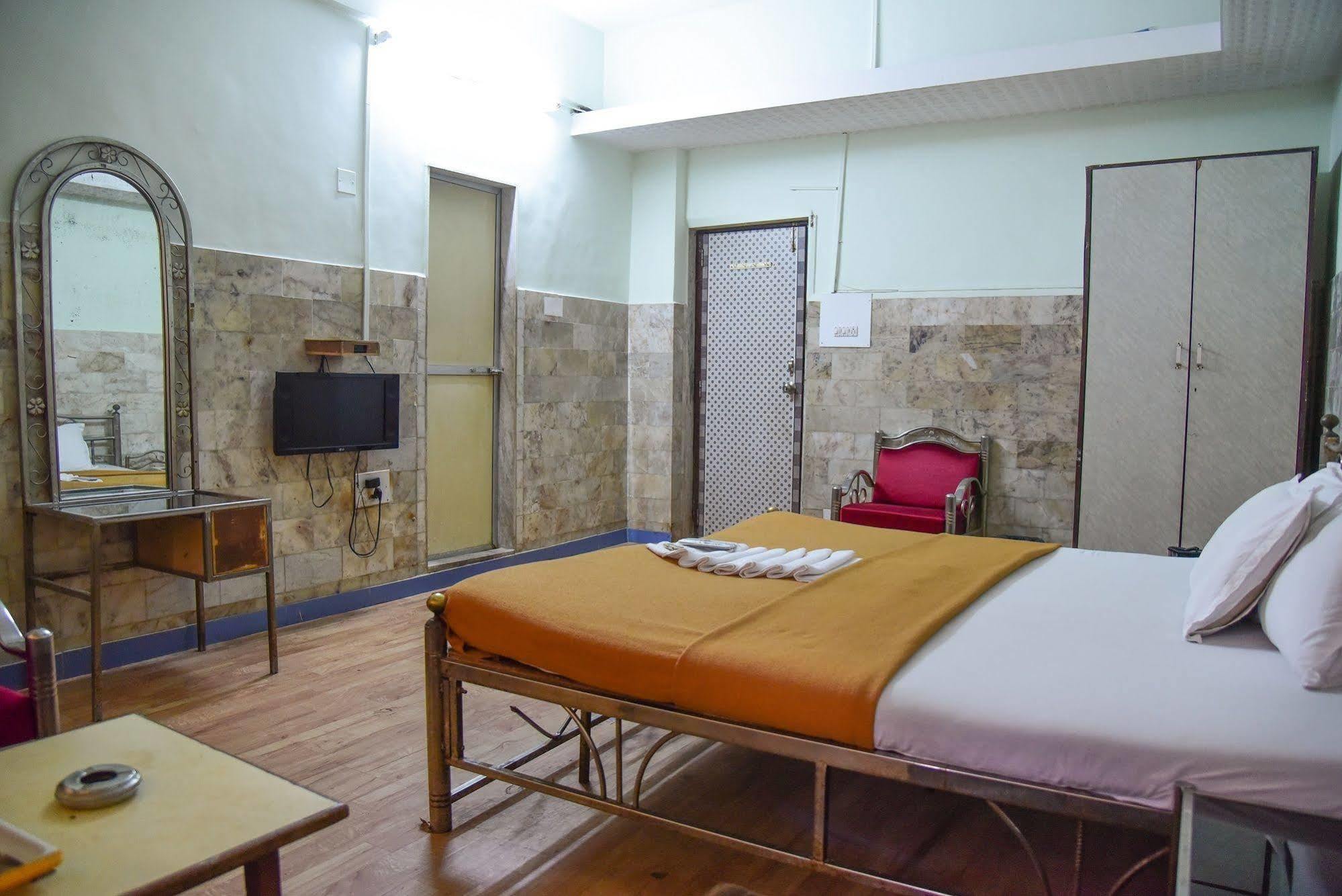 Hotel Evergreen Mumbai Luaran gambar