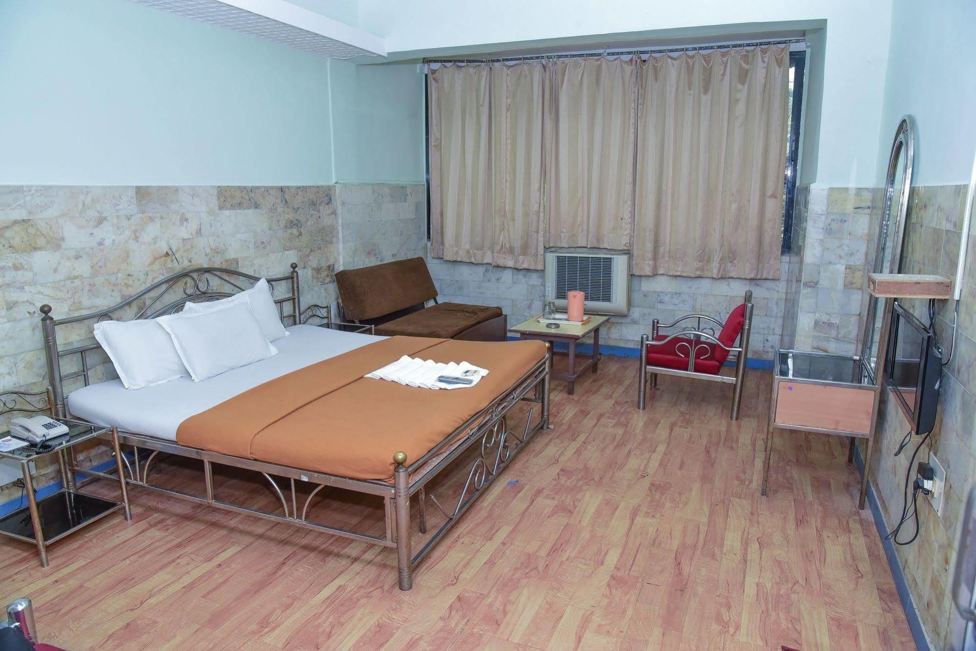 Hotel Evergreen Mumbai Luaran gambar